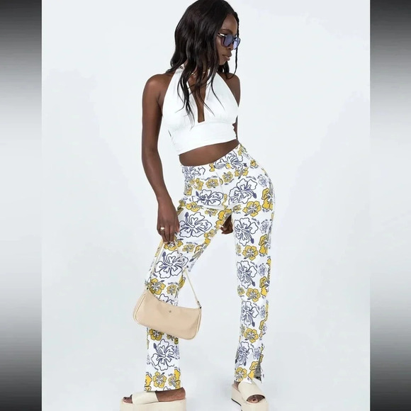 Princess Polly Pants - NWT PRINCESS POLLY - TROPICAL DENIM JEANS - SIZE 4